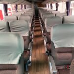 Interior do ônibus para aluguel no RJ